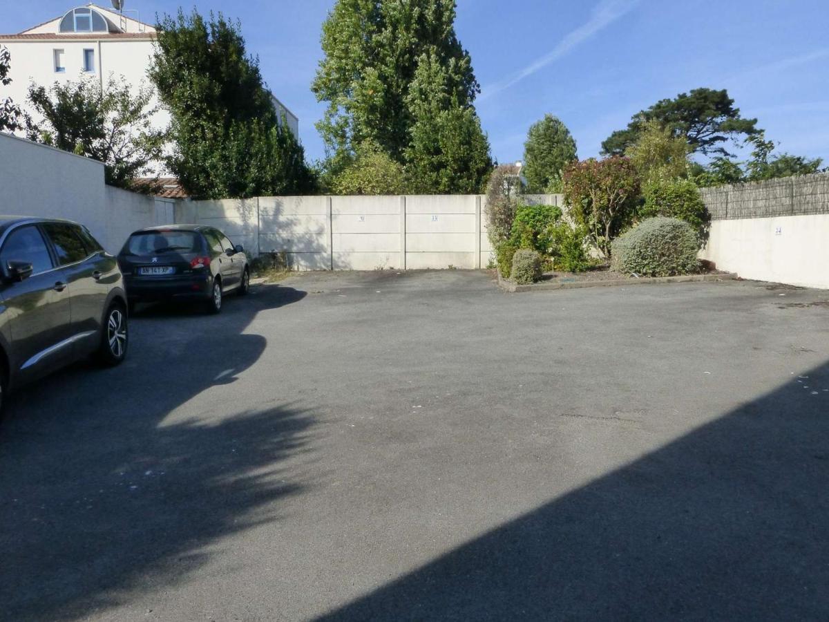 Appartement 2 Pieces Avec Parking Prive, Proche Plage Et Commerces, Saint-Gilles-Croix-De-Vie - Fr-1-224-783 Eksteriør billede