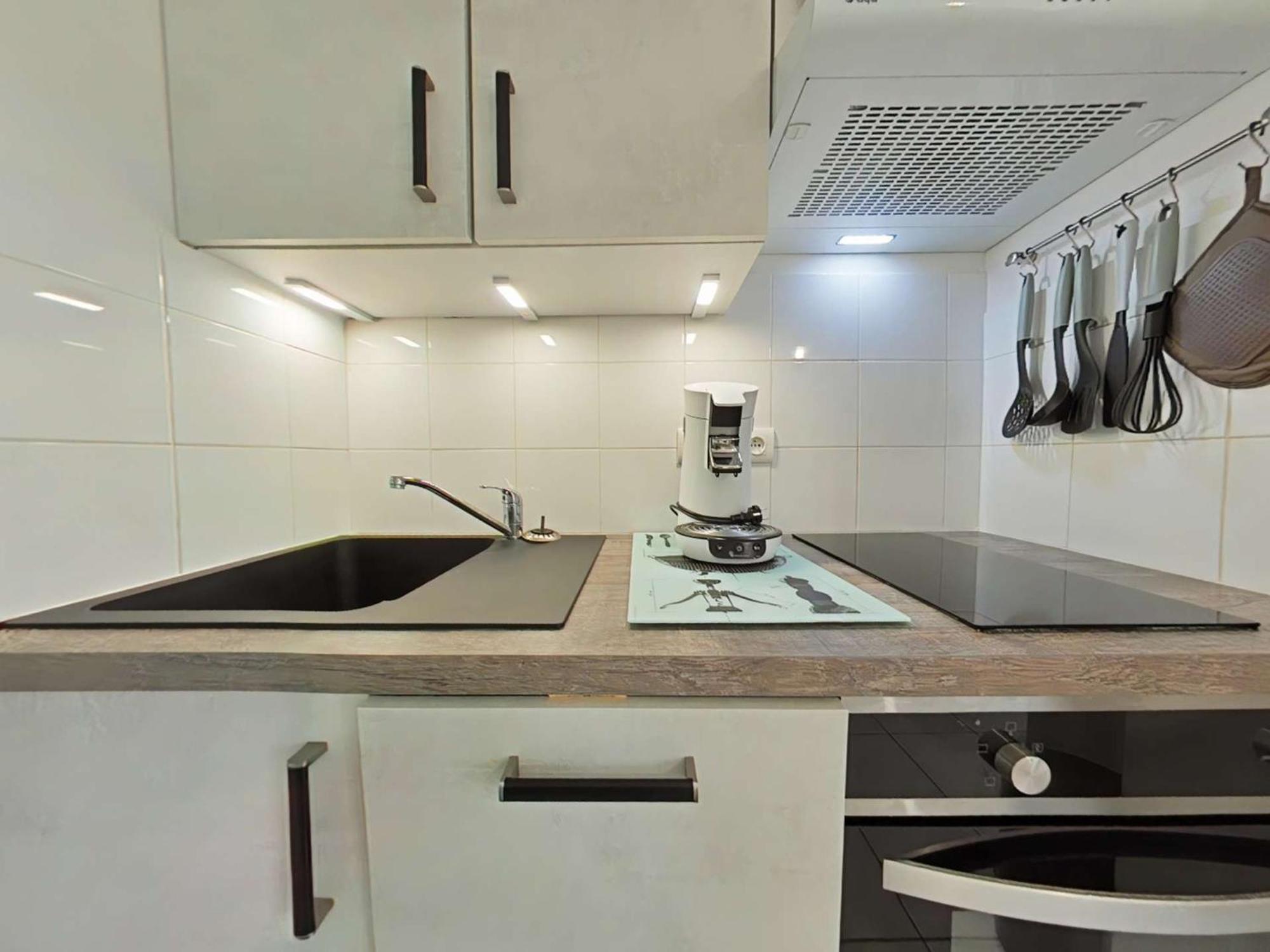 Appartement 2 Pieces Avec Parking Prive, Proche Plage Et Commerces, Saint-Gilles-Croix-De-Vie - Fr-1-224-783 Eksteriør billede